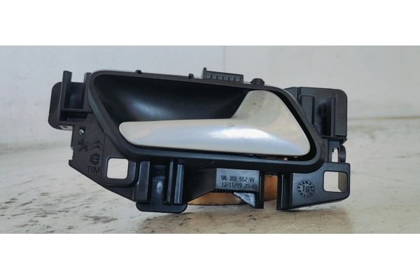 Recambio de maneta interior delantera derecha para peugeot 3008 allure pack referencia OEM IAM   