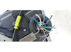 Recambio de cerradura puerta delantera derecha para toyota avensis wagon (t25) 2.2 d-4d cat referencia OEM IAM   