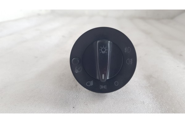 Recambio de mando luces para skoda octavia berlina (1u2) 1.6 glx (74kw) referencia OEM IAM 3B0941531A  