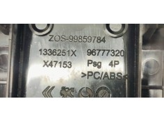 Recambio de mando elevalunas delantero derecho para peugeot 308 1.6hdi 92 fap referencia OEM IAM 96777320  