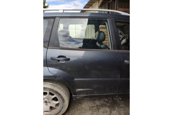 Recambio de puerta trasera derecha para ssangyong rexton 270 xdi premium referencia OEM IAM   