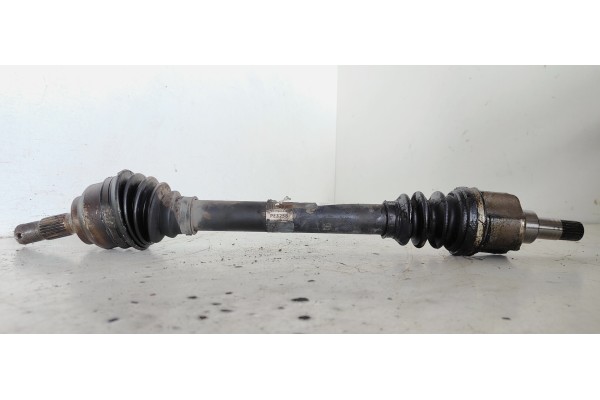 Recambio de transmision delantera izquierda para citroen c4 berlina 1.4 16v referencia OEM IAM PE3258  