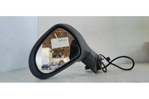 Recambio de retrovisor izquierdo para peugeot 207 1.4 i 95 referencia OEM IAM 96806498XT  