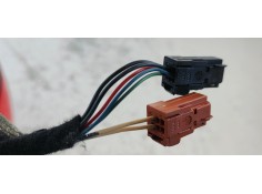 Recambio de retrovisor izquierdo para peugeot 207 1.4 i 95 referencia OEM IAM 96806498XT  