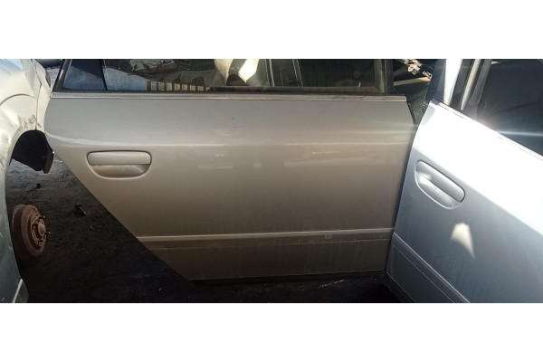Recambio de puerta trasera derecha para audi a6 avant (4b5) 2.5 tdi referencia OEM IAM   