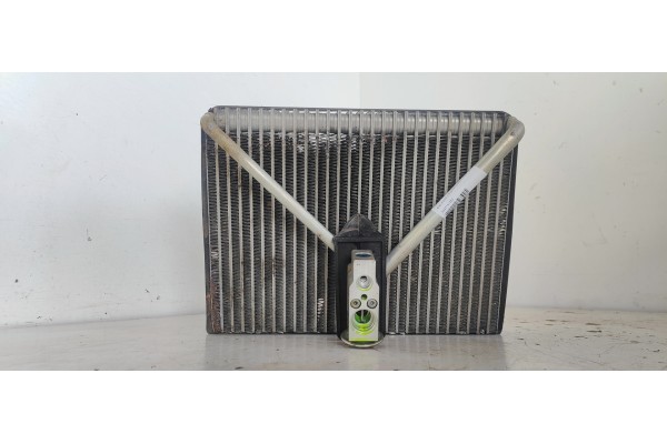 Recambio de radiador calefaccion / aire acondicionado para volvo s60 berlina d5 referencia OEM IAM 5037141332  