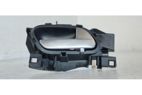 Recambio de maneta interior delantera derecha para peugeot 208 1.4 hdi fap referencia OEM IAM 96555516VV  