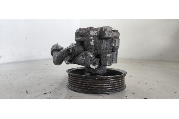 Recambio de bomba direccion para kia carens 2.0 crdi ex monovolumen referencia OEM IAM K2KC32600  