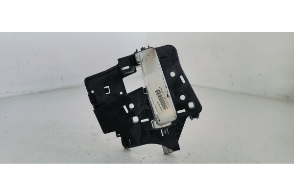 Recambio de maneta interior trasera izquierda para peugeot partner kombi premium referencia OEM IAM 9682100777  