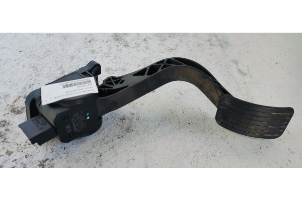Recambio de pedal acelerador para citroen c4 picasso premier referencia OEM IAM 9681990080  