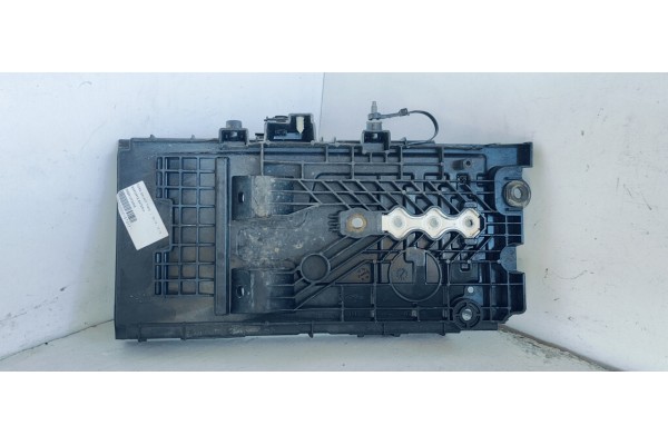 Recambio de soporte bateria para ford galaxy trend referencia OEM IAM DG9310723AE  