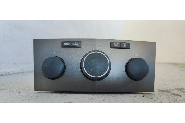 Recambio de mando climatizador para opel astra h berlina elegance referencia OEM IAM 13022963  