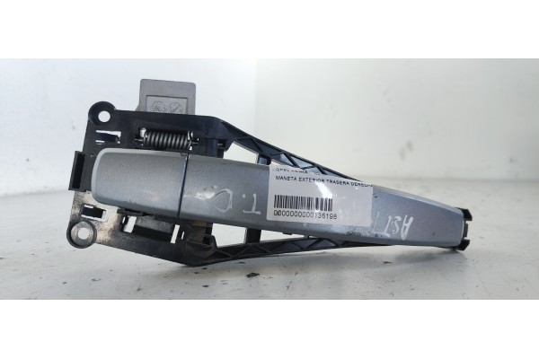 Recambio de maneta exterior trasera derecha para opel astra h berlina elegance referencia OEM IAM   