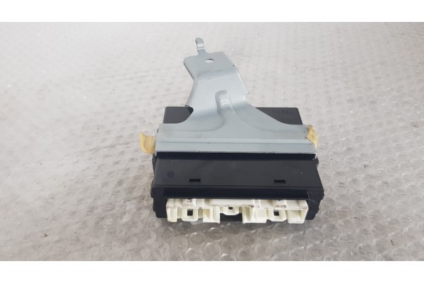 Recambio de modulo electronico para mazda cx-7 (er) 2.2 mzrcd 175 4x4 fap referencia OEM IAM EH63675DZA  