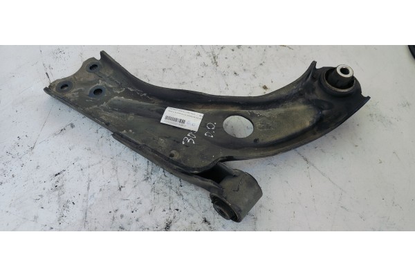 Recambio de brazo suspension inferior delantero derecho para peugeot 3008 allure pack referencia OEM IAM   