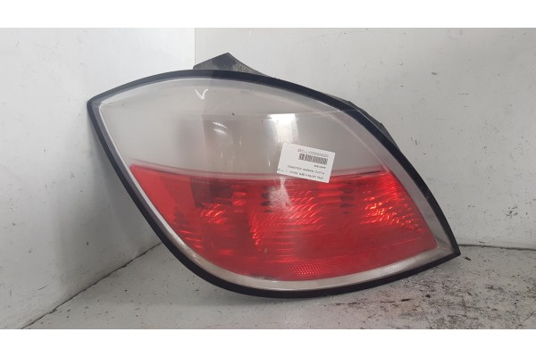 Recambio de piloto trasero izquierdo para opel astra h ber. edition referencia OEM IAM 24451835  