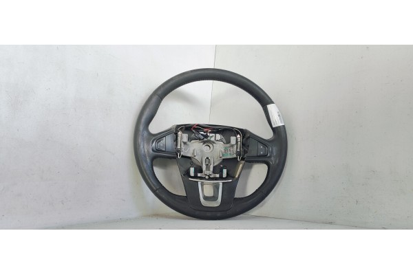 Recambio de volante para renault laguna iii 2.0 dci referencia OEM IAM 484300001R  