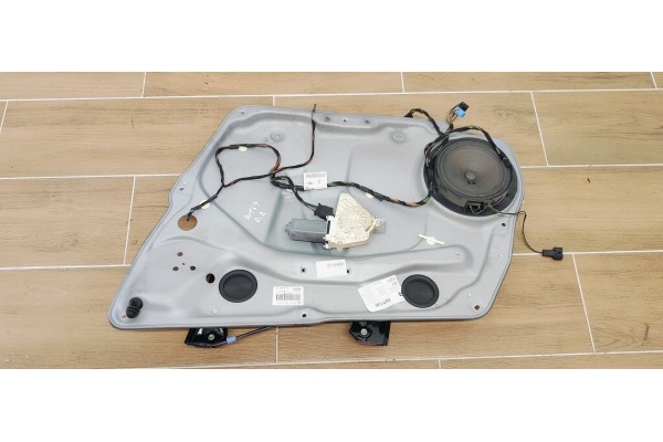 Recambio de elevalunas delantero derecho para mercedes-benz clase a (w169) referencia OEM IAM A1697203079  