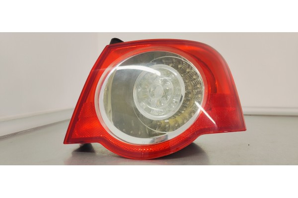 Recambio de piloto trasero derecho para volkswagen passat berlina (3c2) 1.4 tsi 122 referencia OEM IAM 3C5945096H  