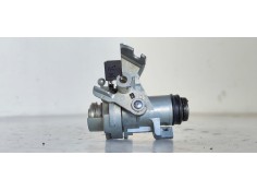 Recambio de bombin porton trasero para audi a6 berlina (4f2) 2.0 tdi referencia OEM IAM 8E0827573  