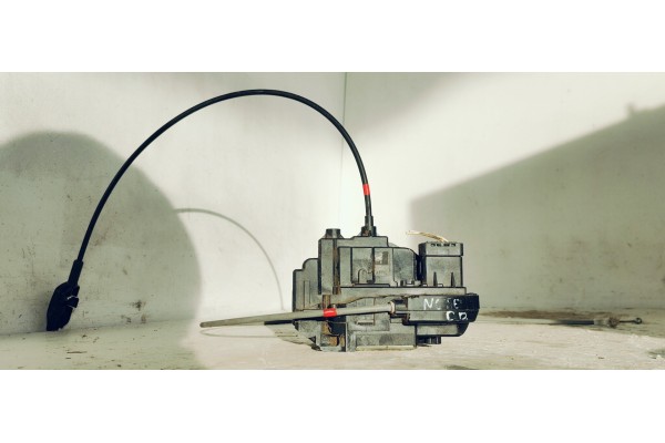 Recambio de cerradura puerta delantera derecha para nissan note (e11e) 1.5dci 90 fap referencia OEM IAM   