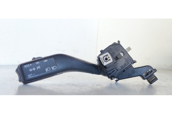 Recambio de mando intermitentes para seat leon (1p1) 2.0 tdi referencia OEM IAM 1K0953513A  