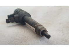 Recambio de inyector para opel zafira b edition ´´111 jahre´´ referencia OEM IAM 0445110165  