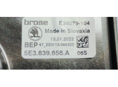 Recambio de elevalunas trasero derecho para skoda octavia combi (nx5) first edition referencia OEM IAM 5E3839656A  