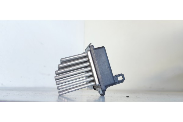 Recambio de resistencia calefaccion para audi a6 avant (4b5) 2.5 tdi referencia OEM IAM 4B0820521  
