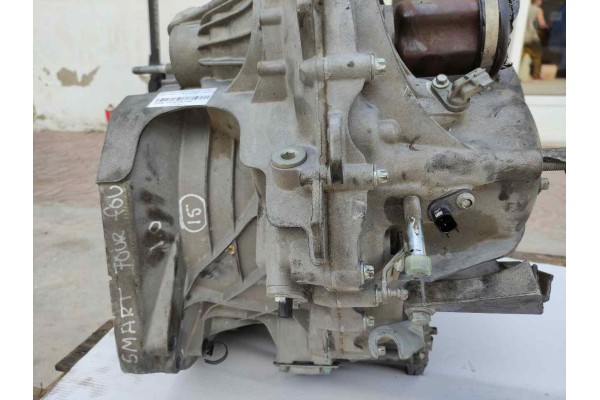 Recambio de caja cambios para smart fortwo coupe 1.0 turbo cat referencia OEM IAM A7002701100 700410L0076787 DCU001LLM23D7