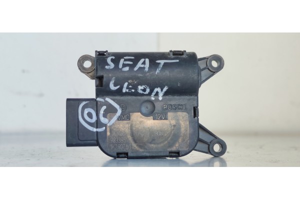 Recambio de motor apertura trampillas climatizador para seat leon (1p1) 1.6 tdi referencia OEM IAM 0132801342  