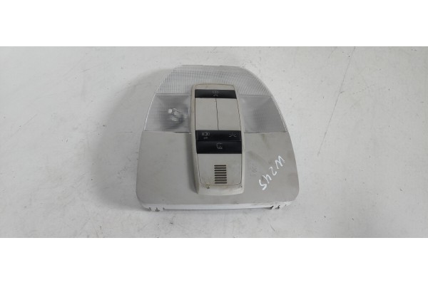 Recambio de luz interior para mercedes-benz clase b (w245) 2.0 cdi cat referencia OEM IAM A1698203901  