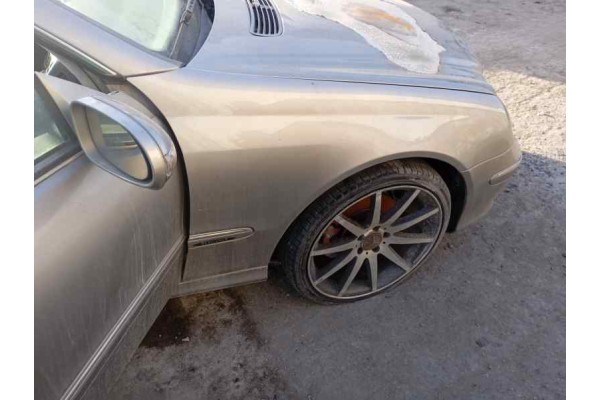 Recambio de aleta delantera derecha para mercedes-benz clase clk (w209) coupe 2.7cdi 170 [270] referencia OEM IAM   