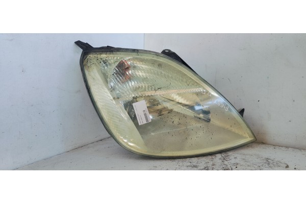Recambio de faro derecho para ford fiesta (cbk) referencia OEM IAM   