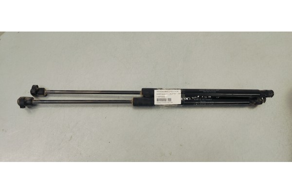 Recambio de amortiguadores maletero / porton para mercedes-benz clase a (w169) referencia OEM IAM A1697400045  