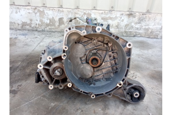 Recambio de caja cambios para opel vectra c berlina comfort referencia OEM IAM 55350375  