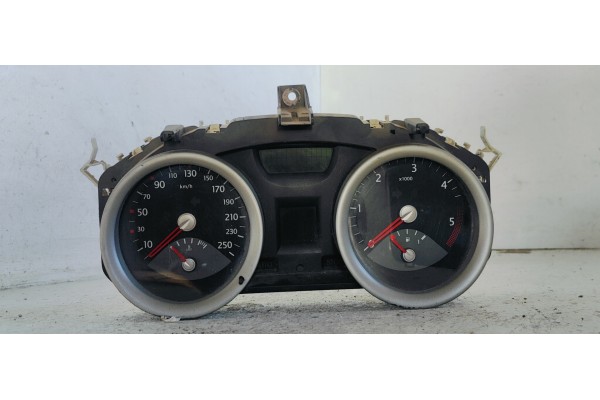 Recambio de cuadro instrumentos para renault megane ii berlina 5p 1.5 dci diesel referencia OEM IAM 8200399700A  