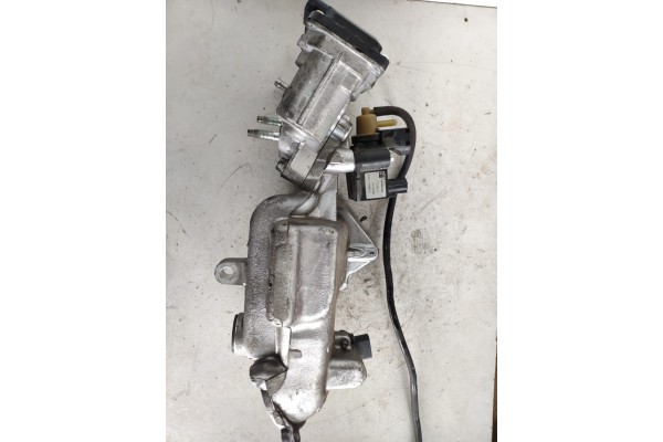 Recambio de valvula egr para subaru forester 2.0 diesel cat referencia OEM IAM 70559401 14710AA741 