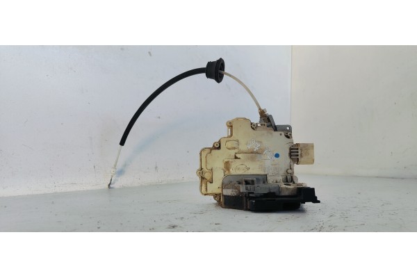 Recambio de cerradura puerta trasera derecha para audi q7 (4l) 3.0 tdi referencia OEM IAM 3C4839016C  