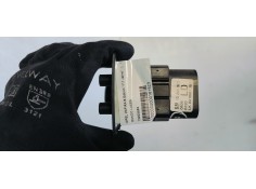 Recambio de mando luces para opel zafira b edition ´´111 jahre´´ referencia OEM IAM 13205863  