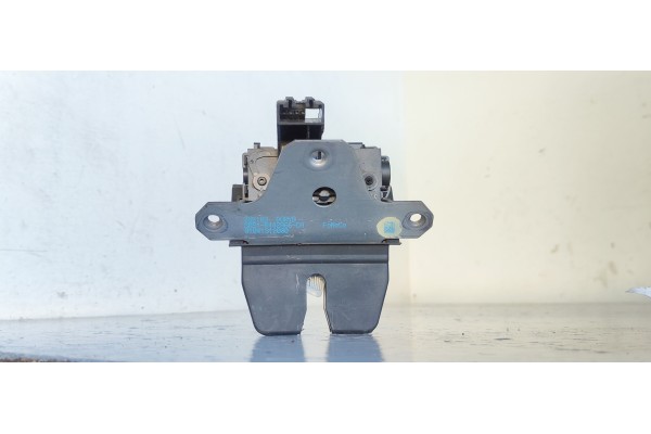 Recambio de cerradura maletero / porton para ford focus berlina (cap) sport referencia OEM IAM 8M51R442A66CA  
