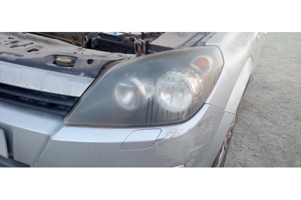Recambio de faro izquierdo para opel astra h ber. 1.6 16v referencia OEM IAM   