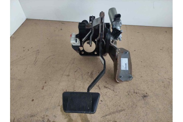 Recambio de pedal freno para chrysler grand voyager 2.8 crd cat referencia OEM IAM 5552550 04721199AD 