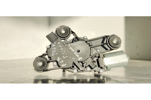 Recambio de motor limpia trasero para ford focus berlina (cap) sport referencia OEM IAM 0390201210  