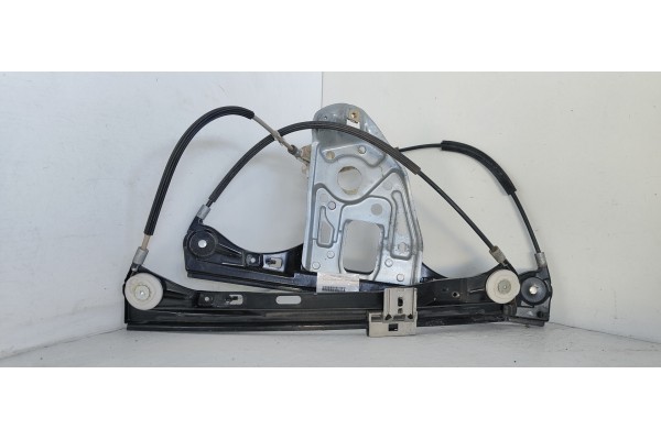 Recambio de elevalunas delantero derecho para mercedes-benz clase c (w203) berlina 2.2 cdi cat referencia OEM IAM   