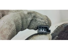 Recambio de enganche cinturon trasero izquierdo para bmw serie 1 lim. (f20) 2.0d 190 [120] fap referencia OEM IAM 7266352  