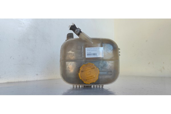 Recambio de deposito expansion para opel astra h berlina 1.9 cdti referencia OEM IAM 460029937  