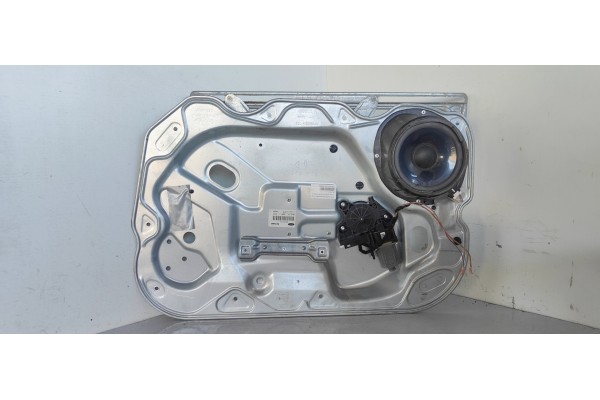 Recambio de elevalunas delantero derecho para ford focus berlina (cap) sport referencia OEM IAM 984705211  