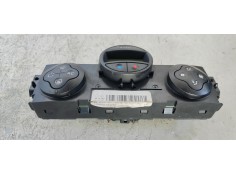 Recambio de mando climatizador para renault megane ii berlina 3p confort dynamique referencia OEM IAM 8200407123  