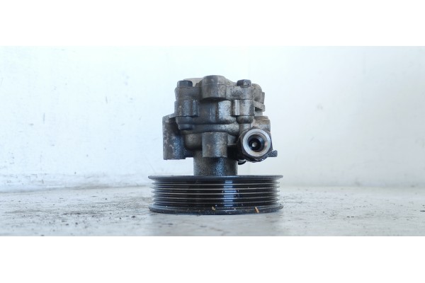 Recambio de bomba direccion para kia carens 2.0 crdi ex monovolumen referencia OEM IAM 0K2KC32600  
